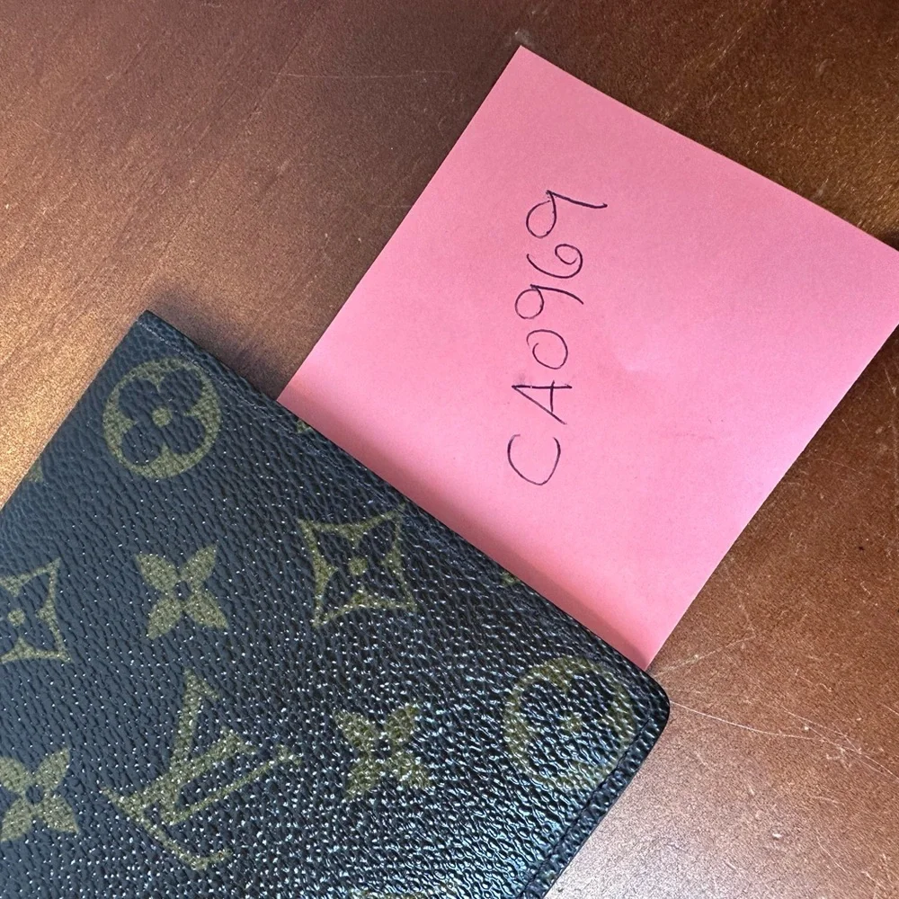 Louis Vuitton Monogram Portefeuille
Marco Bifold Wallet - Picture 11 of 12